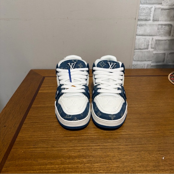 Louis Vuitton White and Navy Monogram Court Sneakers - Picture 3 of 6